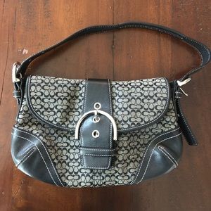 Authentic coach soho signature hobo